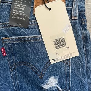 Levi Wedgie Jeans Size 27 NWT